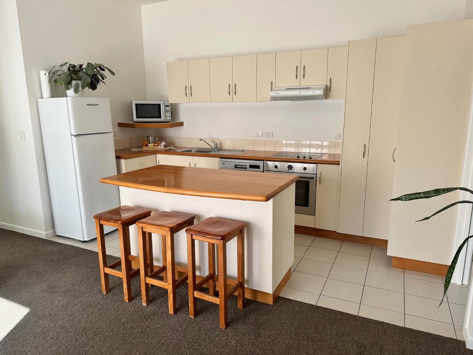 Ocean Beach Motor Lodge Gisborne Buitenkant foto