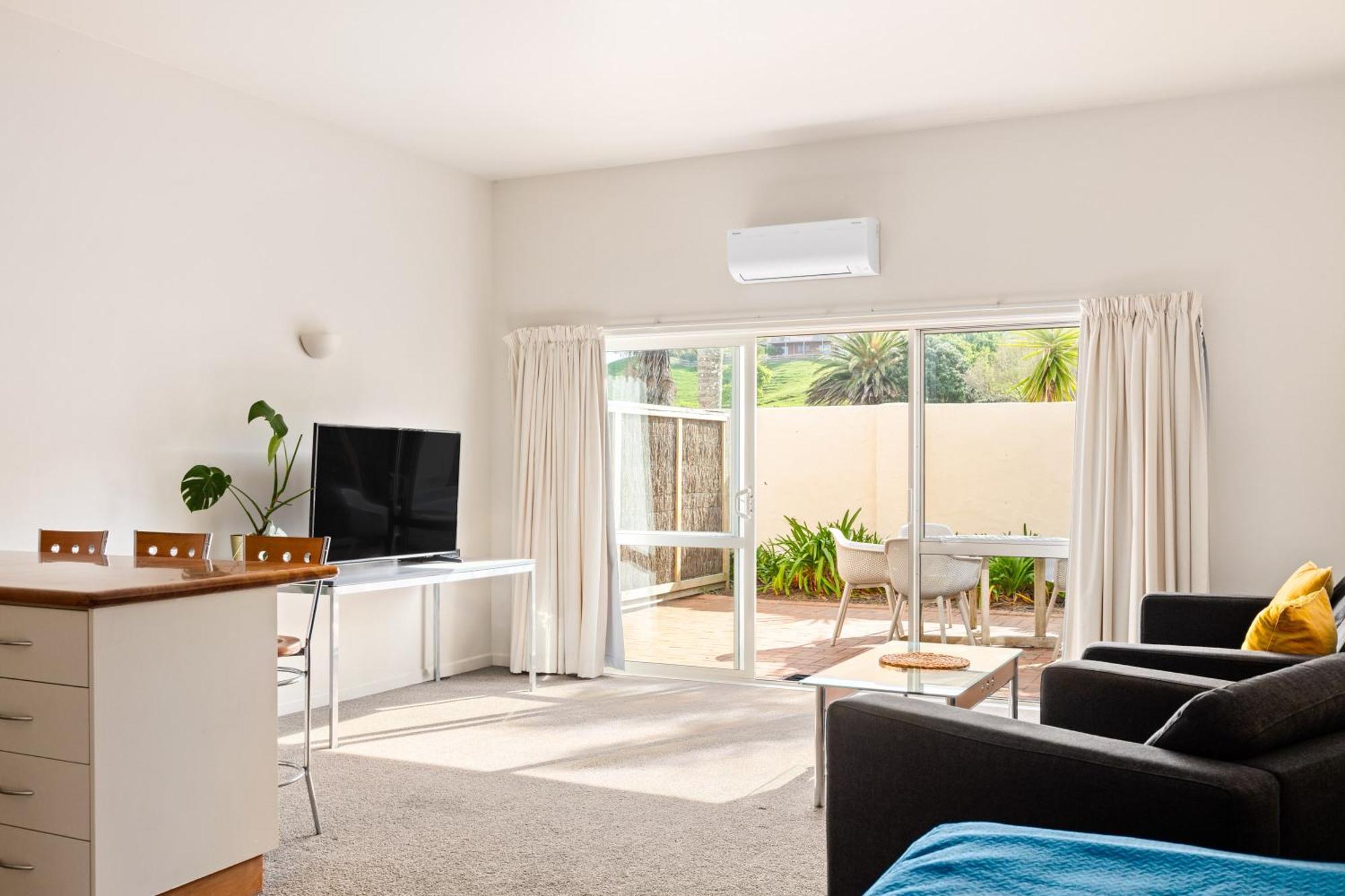 Ocean Beach Motor Lodge Gisborne Buitenkant foto