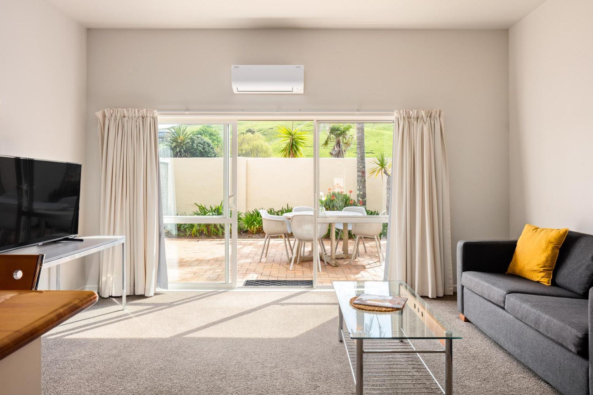 Ocean Beach Motor Lodge Gisborne Buitenkant foto