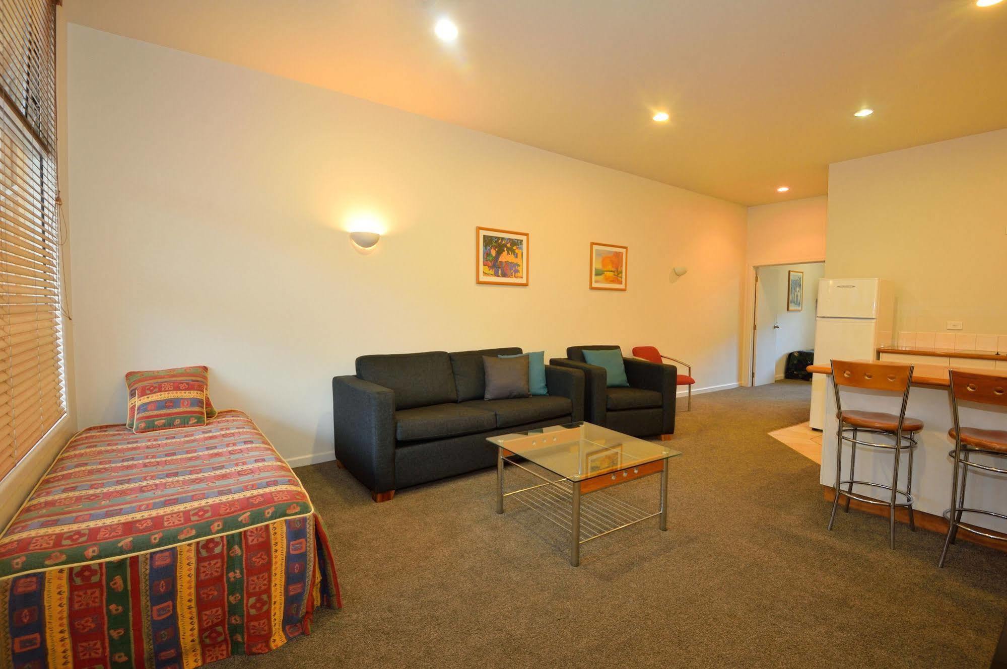 Ocean Beach Motor Lodge Gisborne Buitenkant foto